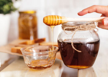 Uses and Advantages of Raw Honey