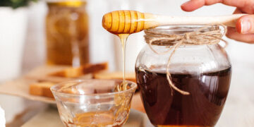 Uses and Advantages of Raw Honey