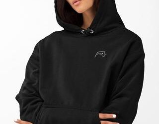 Essential hoodie