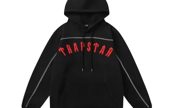 trapstar-red-logo-black-hoodie-600x600